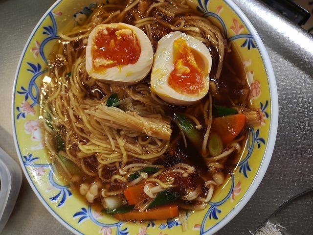 お野菜たっぷりラーメン