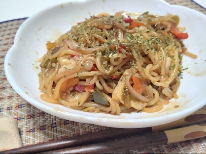 こんにゃく麺・野菜たっぷりソース焼きそば