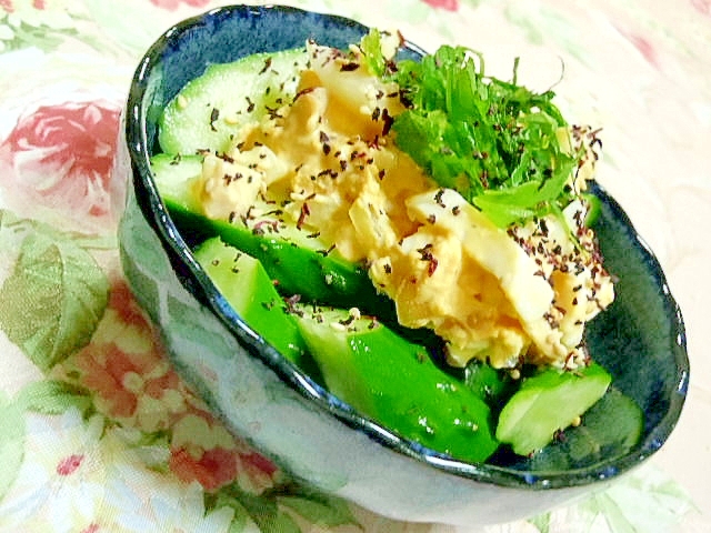 香りよく❤胡瓜と卵サラダ＆大葉のゆかり和え❤