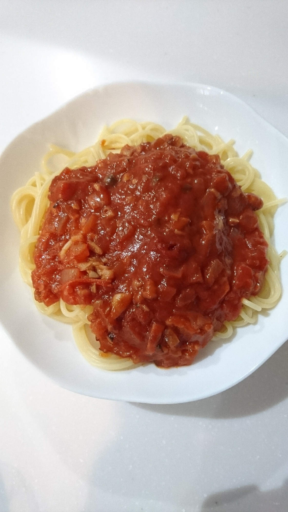 トマトパスタ