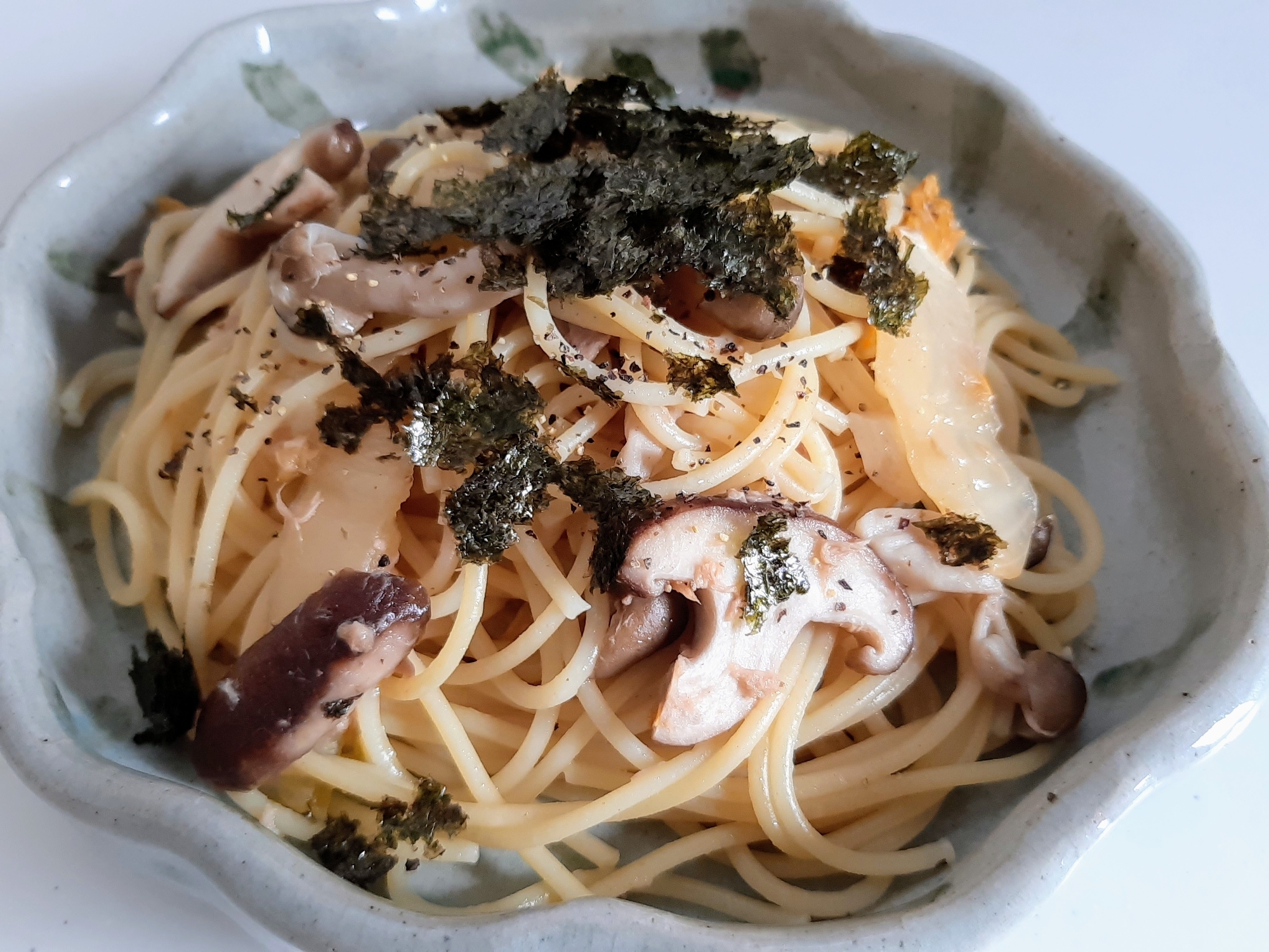 白菜ときのことツナの和風パスタ