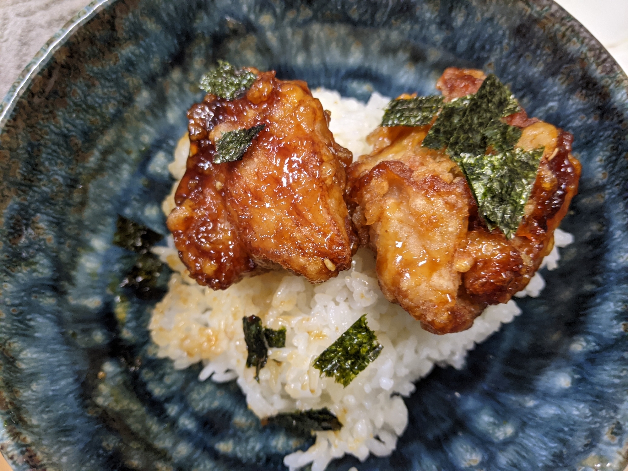 唐揚げの甘醤油絡め乗せご飯