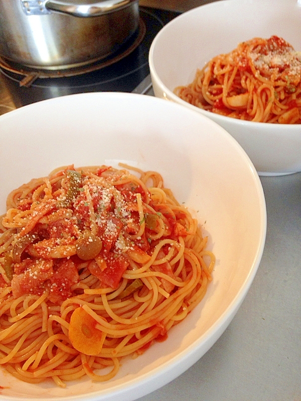 冷蔵庫整理！トマトソースパスタ♪