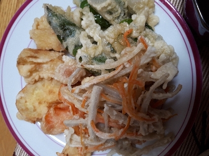 野菜とかウィンナーとか、我が家のおいしい天ぷら♪