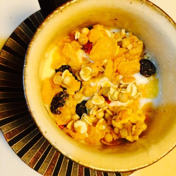 美肌朝ごはん 簡単グラノーラヨーグルト レシピ 作り方 By Cookieco 楽天レシピ 美肌朝ごはん 簡単グラノーラヨーグルト レシピ 作り方 By Cookieco 楽天レシピ