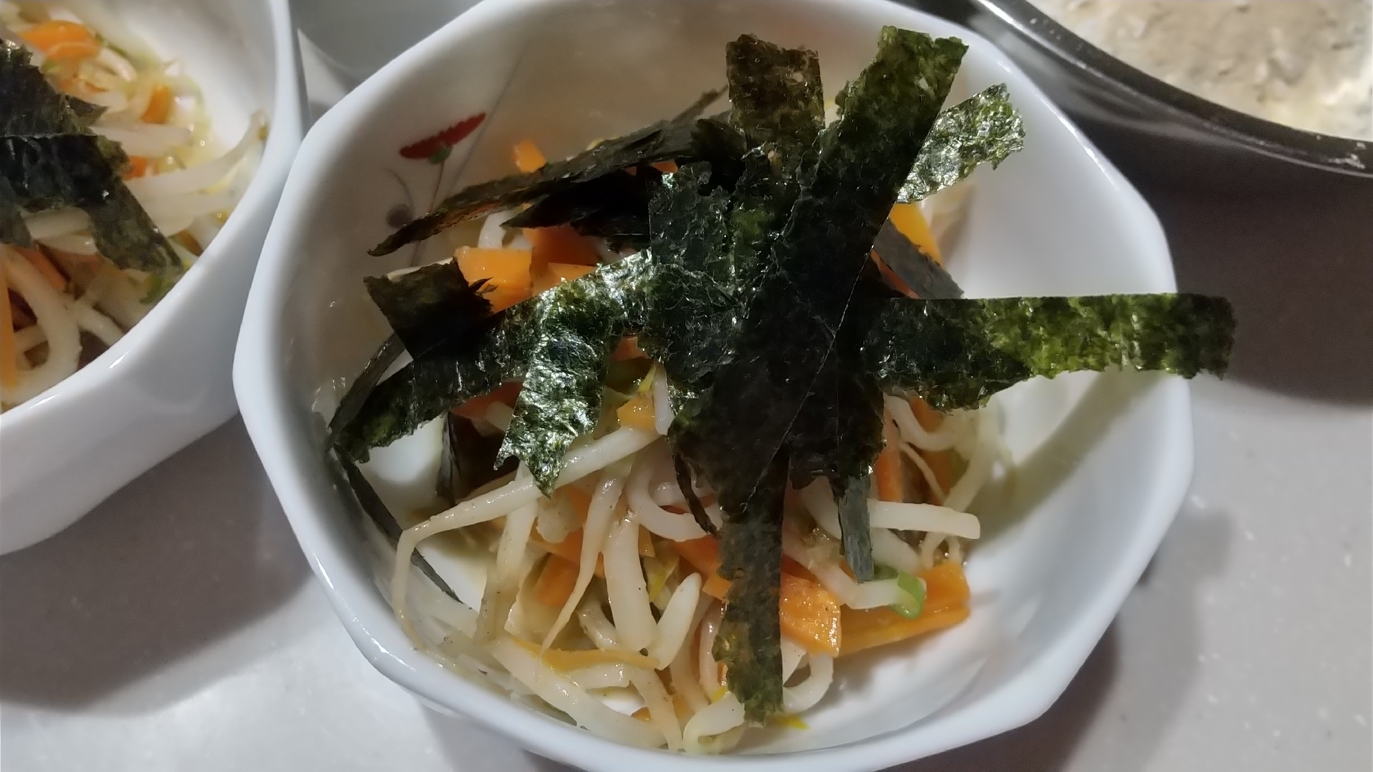 簡単に副菜❗️もみ海苔ともやし人参葱炒めかけ納豆