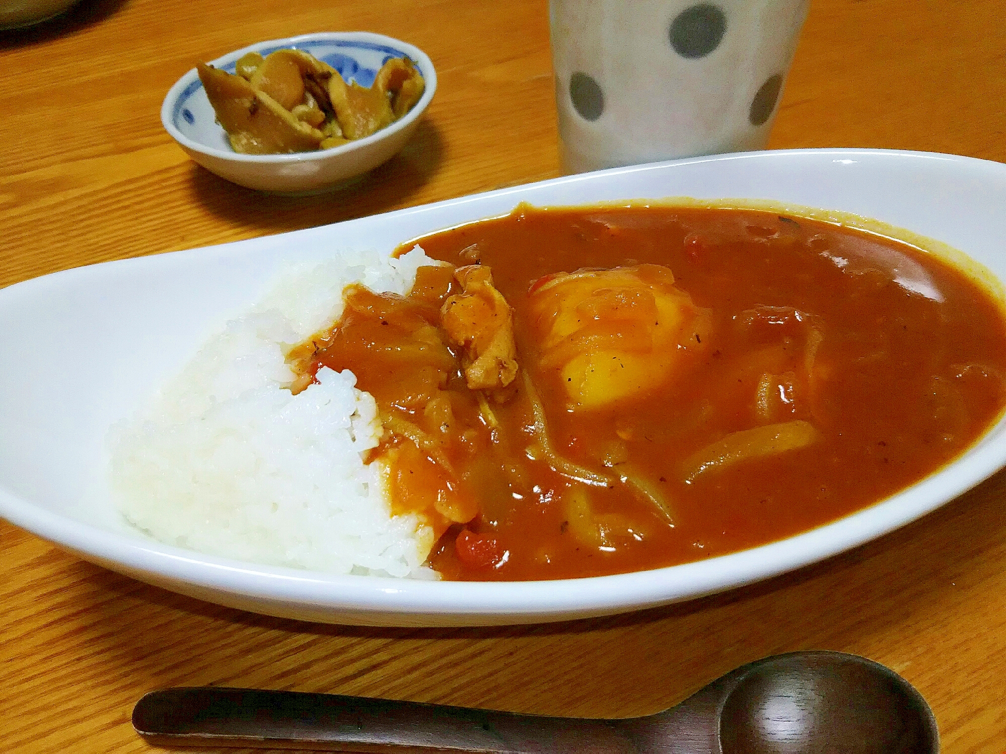 じゃがいもゴロッと昔ながらのチキンカレーライス