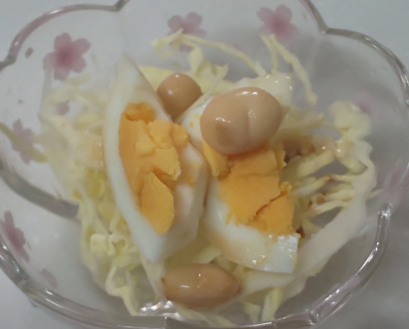 ゆで卵☆水煮大豆☆キャベツサラダ