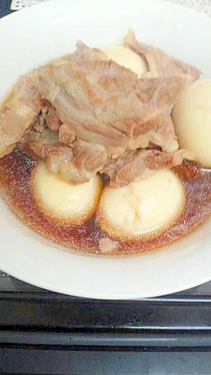 バラ軟骨(パイカ)とゆでたまごの煮物