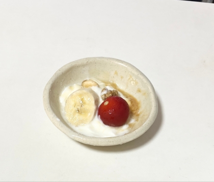 今日のヨーグルト♡キャンディチーズ&フルーツトマト