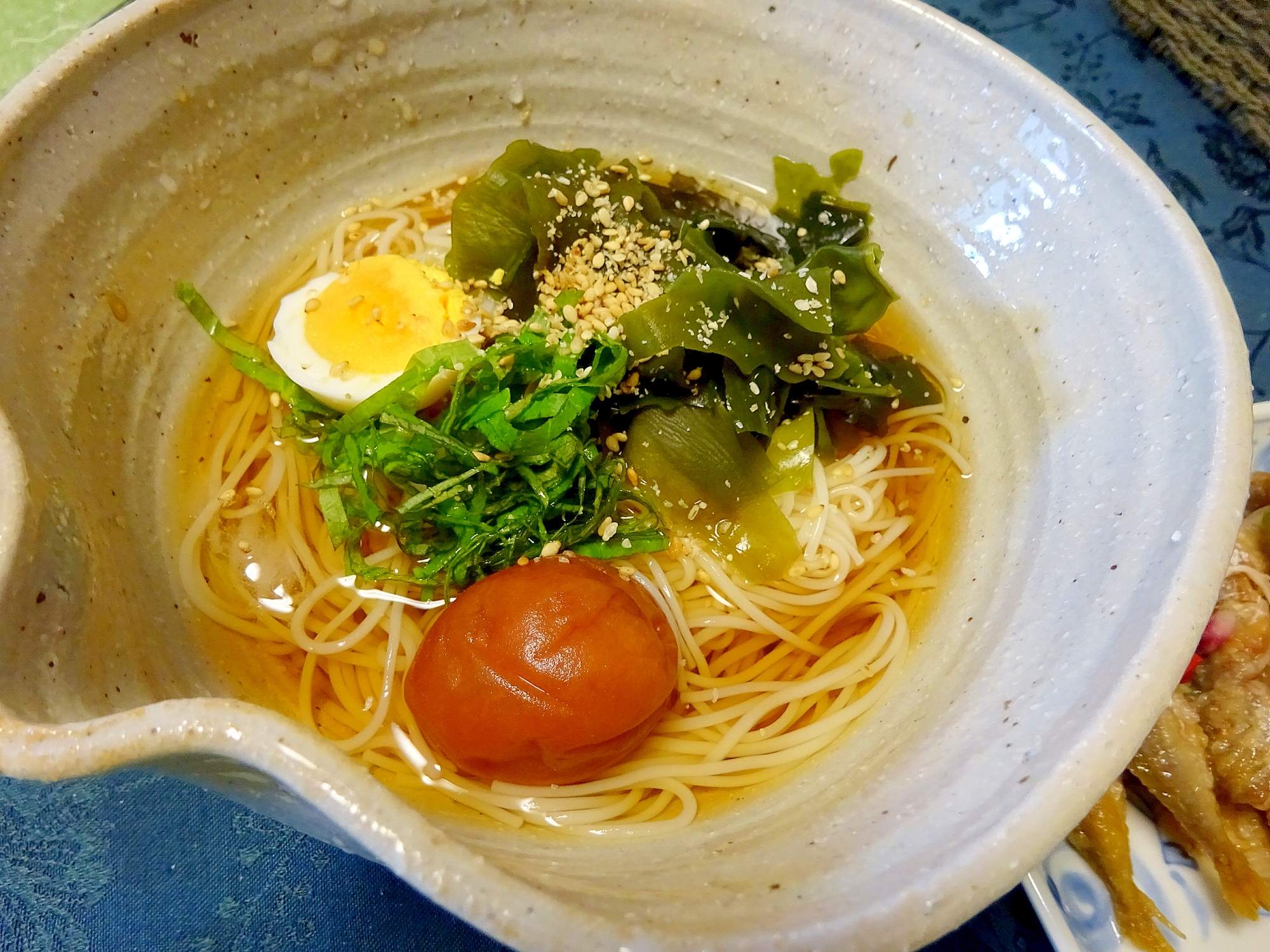 ■10分で..冷やしそうめん(うどん)梅しそワカメ