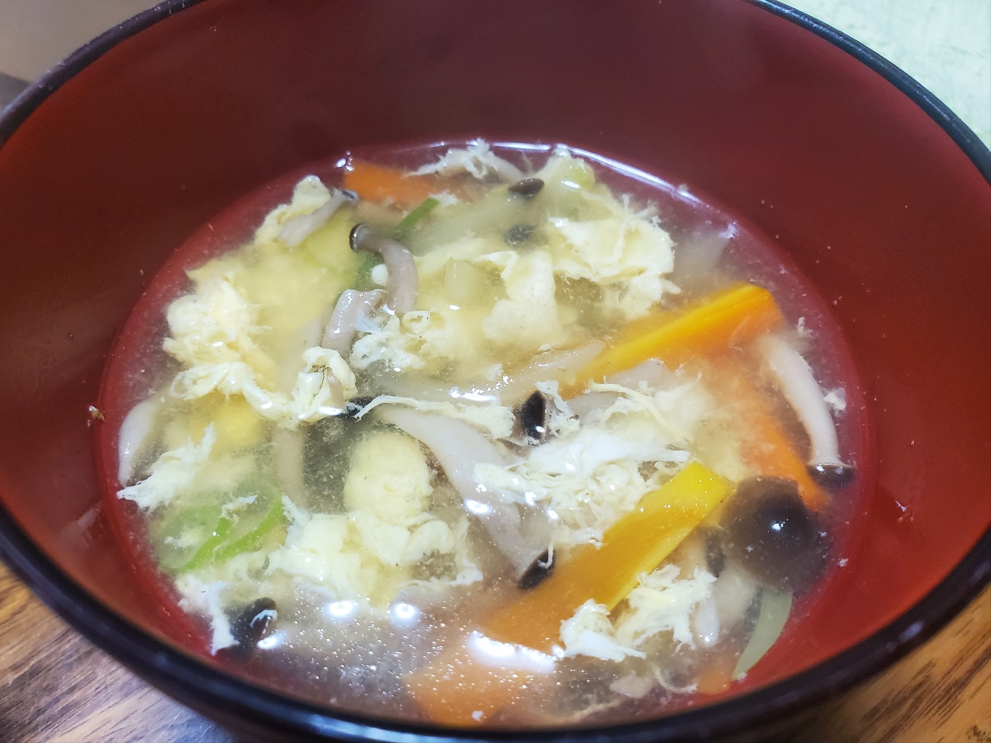 しめじとミックス野菜の卵スープ
