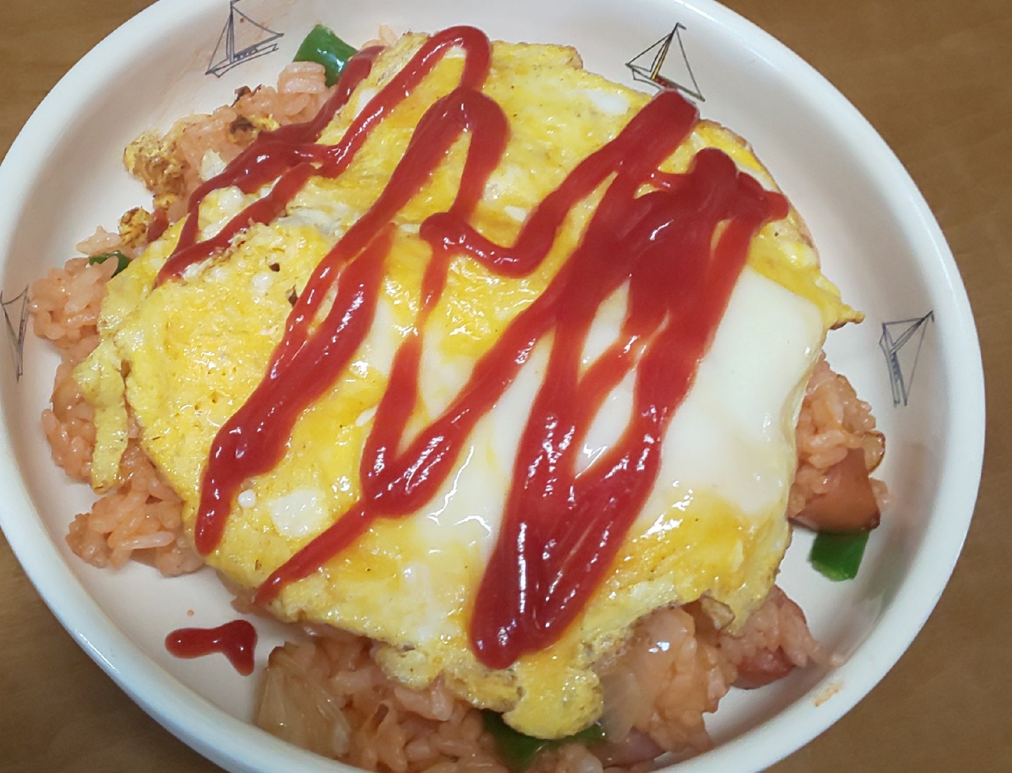 ピーマンと玉ねぎのオムライス