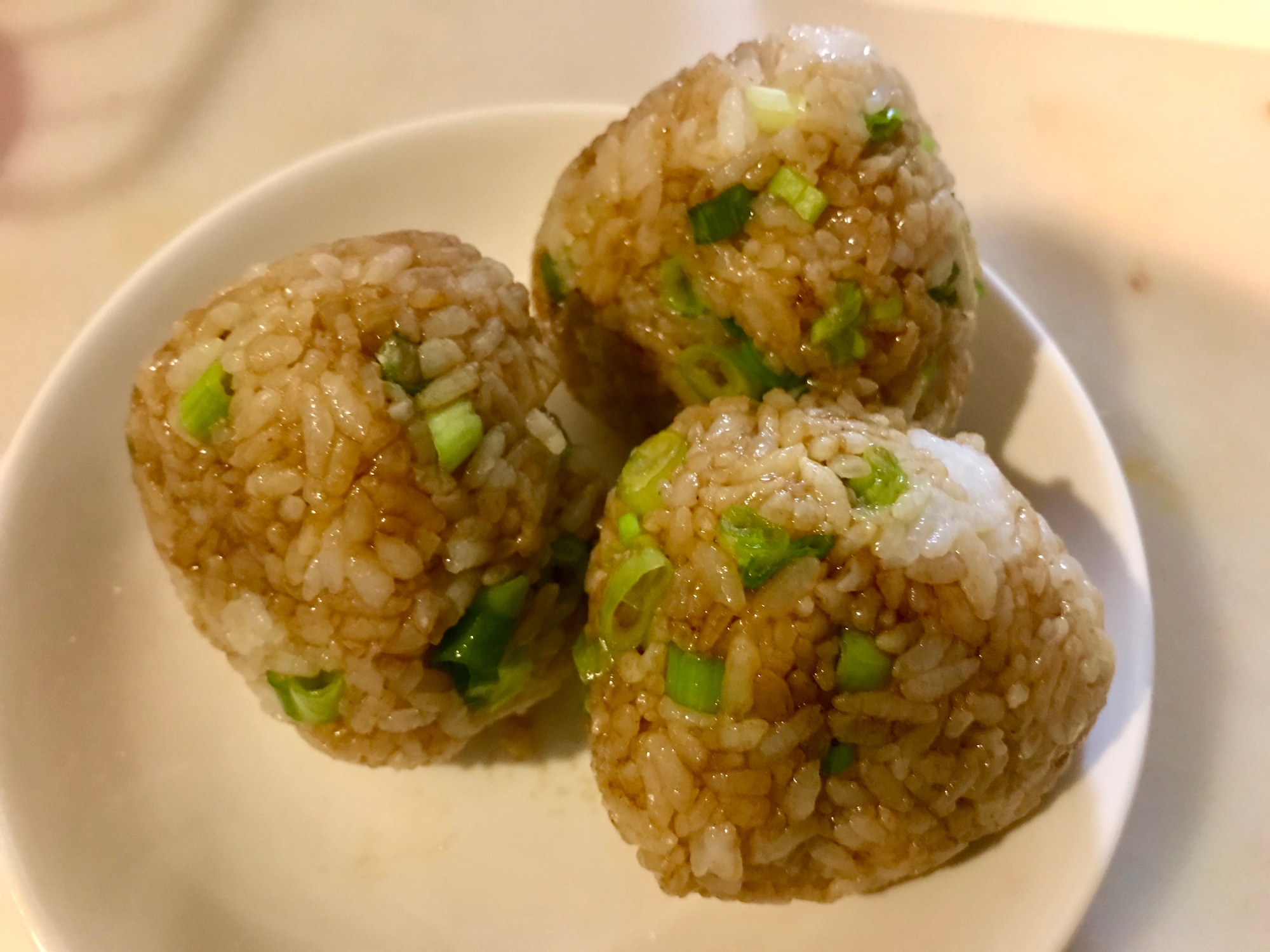 余った焼きそばの粉で簡単おにぎり