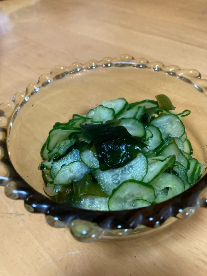きゅうりとワカメの酢の物