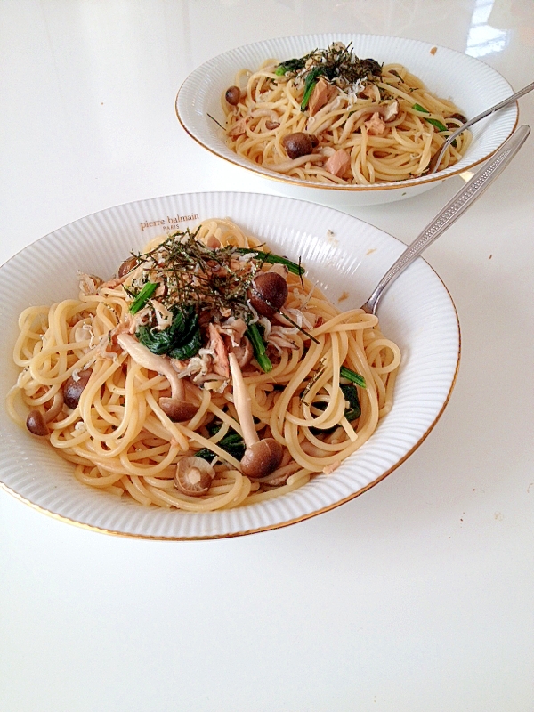 ツナとしめじとほうれん草の和風パスタ