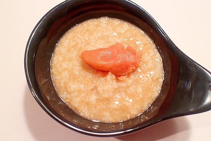 【簡単】朝粥にピッタリのタラコ入り麦茶粥