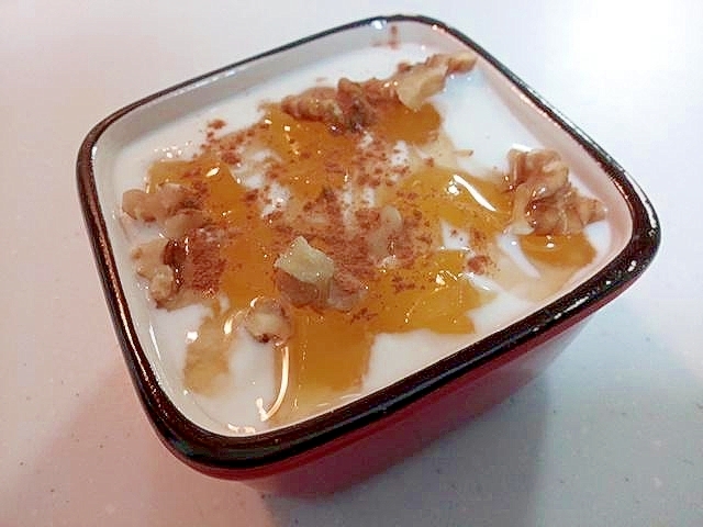 美的　ぷるんと蒟蒻オレンジゼリーと胡桃のヨーグルト
