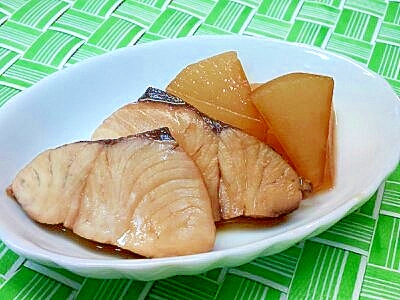 【離乳食】ハマチ&大根の煮付け