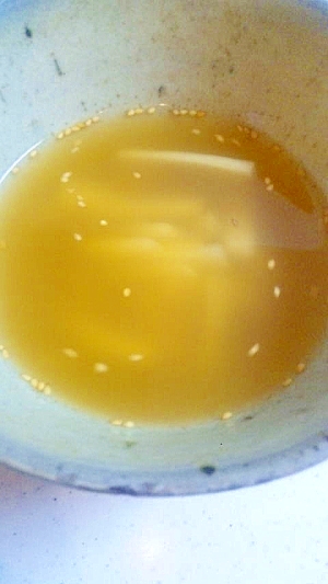 セロリのシンプル中華スープ