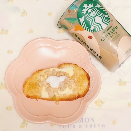 シーザーツナトースト
