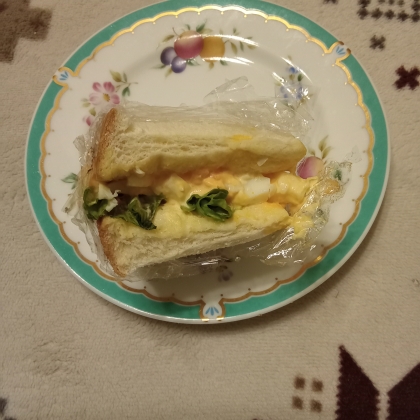 ５分！？バタールの端で❤塩なしバター卵サンド♪