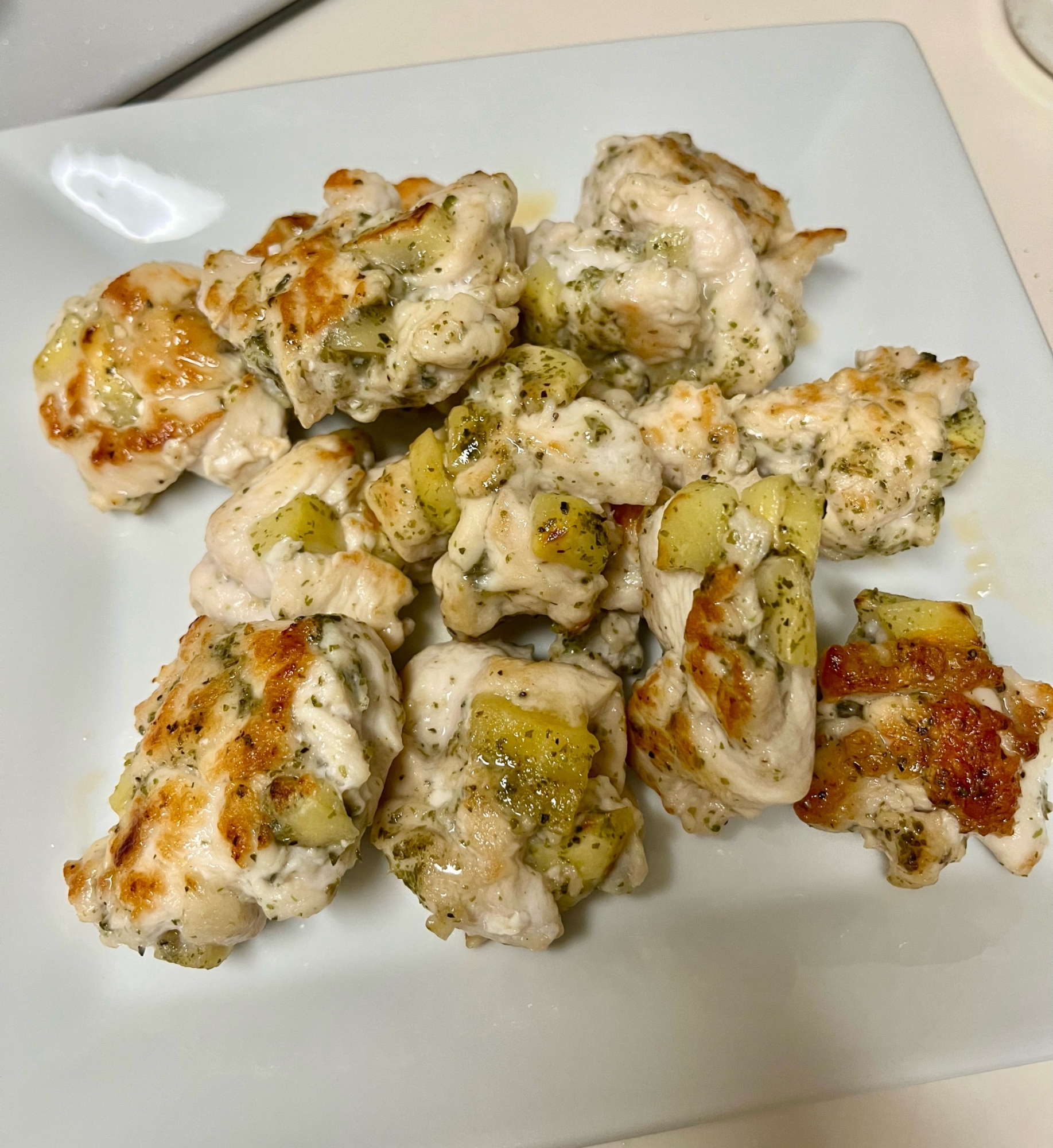 鶏むね肉のコロコロチキン焼き