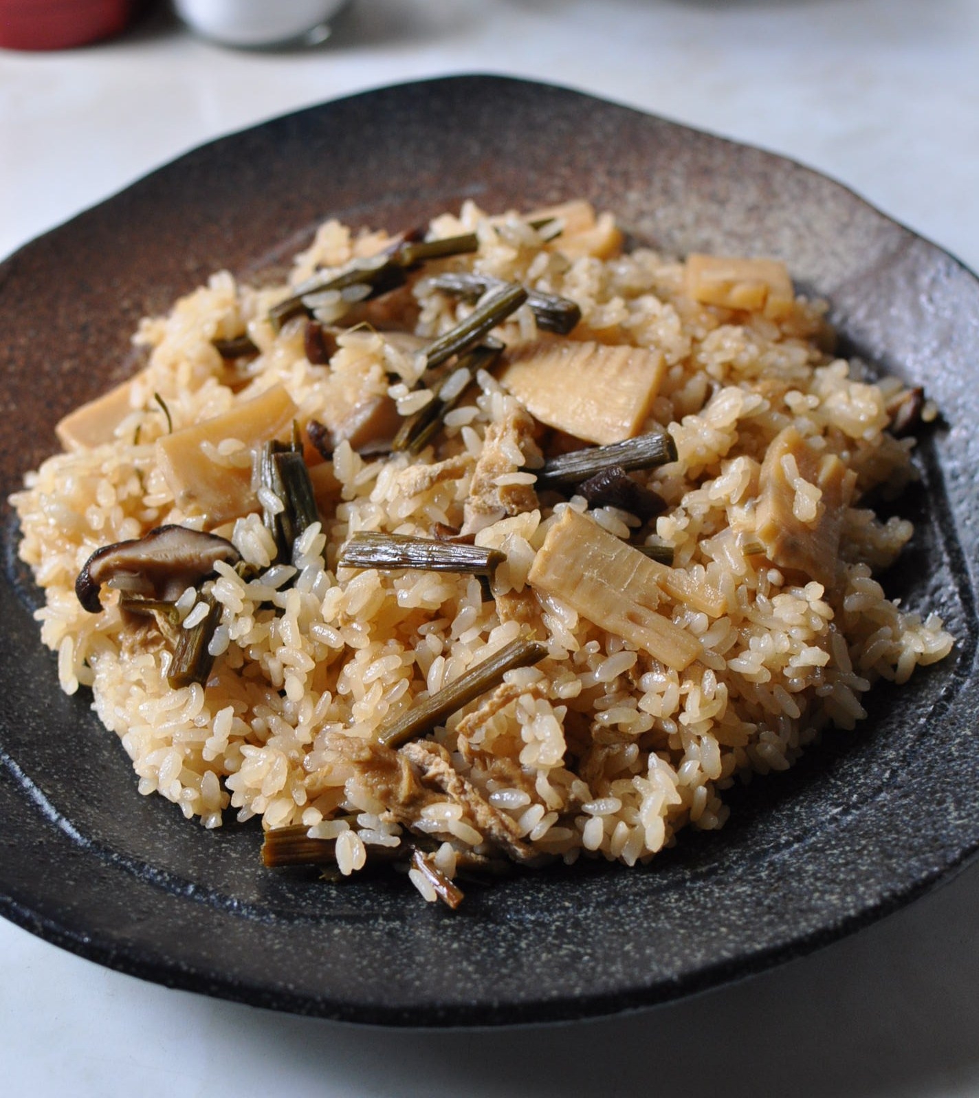 炊飯器で簡単山菜おこわ