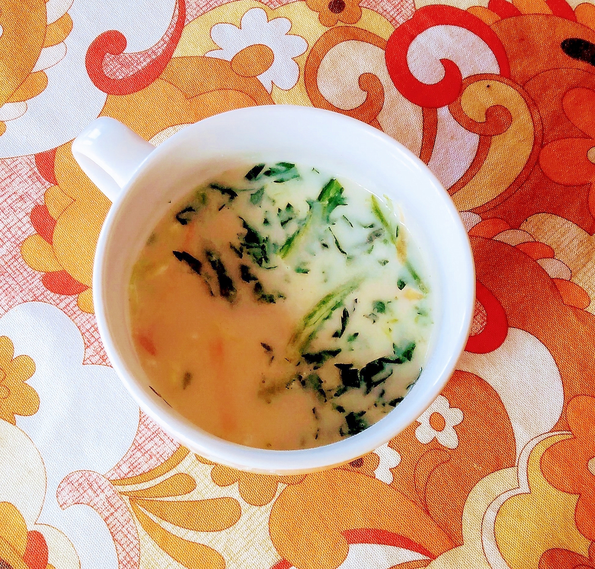 春菊の豆乳スープ