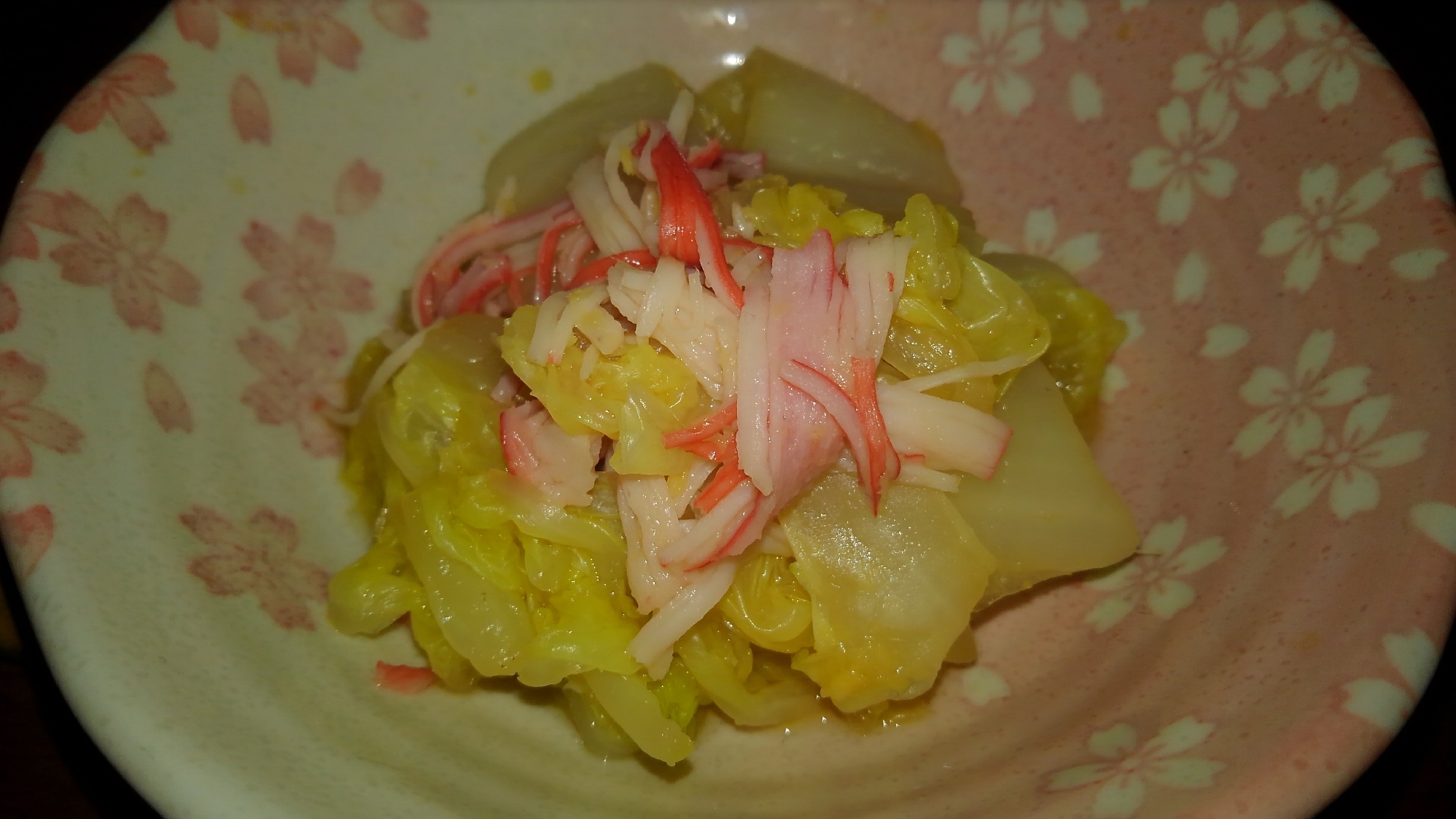 白菜とカニかまのしょうが醤油あえ