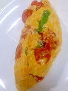 トマトと小松菜のチーズオムレツ