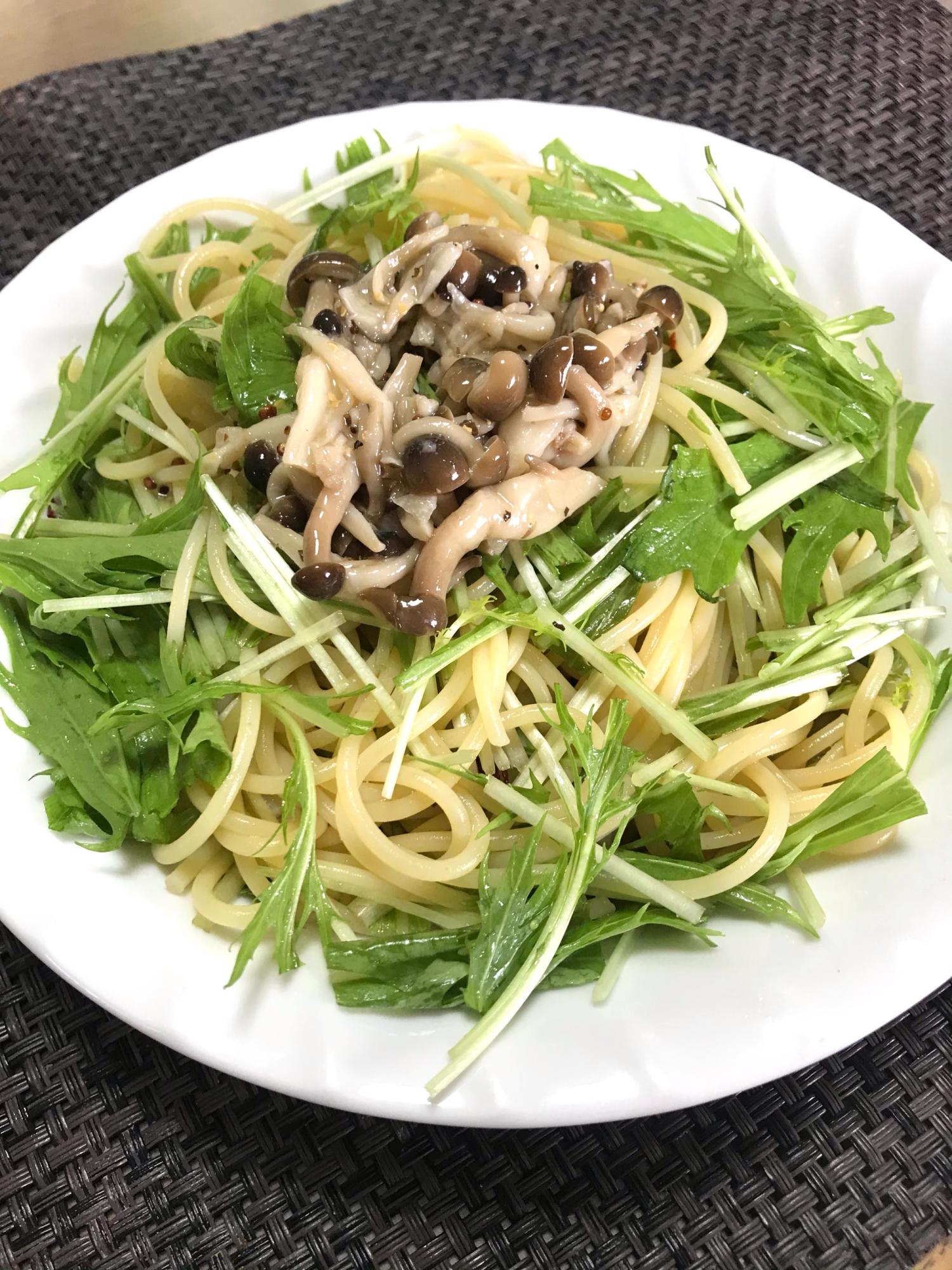 暑い時はこれです！水菜の冷製パスタ❗️