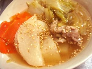 野菜ゴロゴロ！圧力鍋で作る具材とろける中華スープ