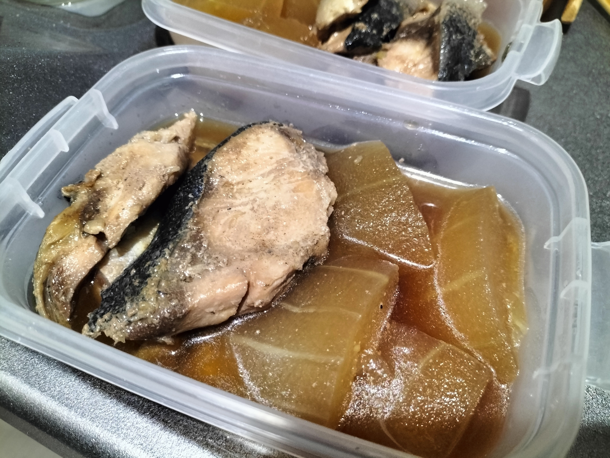 炊飯器とレンジ♪冬瓜で簡単作り置き♪ブリ大根風煮物