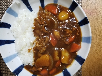 調味料を拓さんいれると、いつもの
市販のルーと味にこくがでて、美味しかったです。また作りますね。