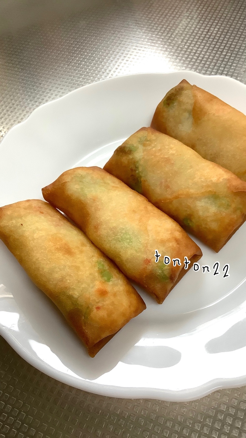 はんぺんと枝豆とカニカマ入りの春巻き☆