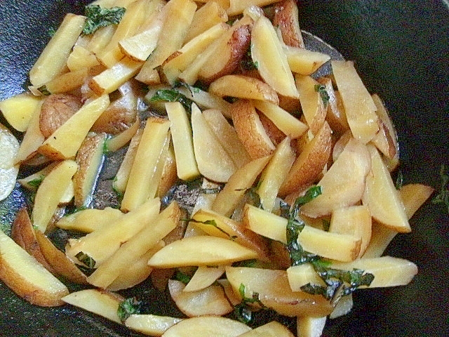 えごま葉とジャガイモのソテー レシピ 作り方 By 和土 楽天レシピ