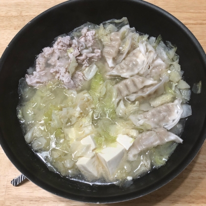 簡単手作り☆鶏肉とキャベツの塩ちゃんこ鍋