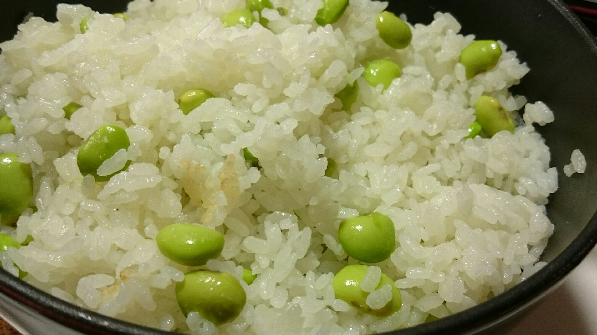 ストウブDe〜夏の枝豆ご飯