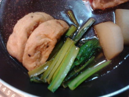 がんもと小松菜、大根も入れてたきました。
間違いなし、味シミ良しの一品なりました。
ありがとうございます。
