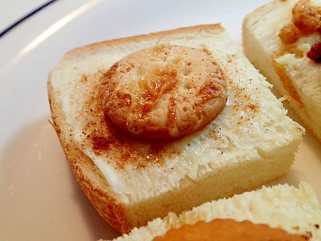 クリームチーズとビスケットのミニ食パン