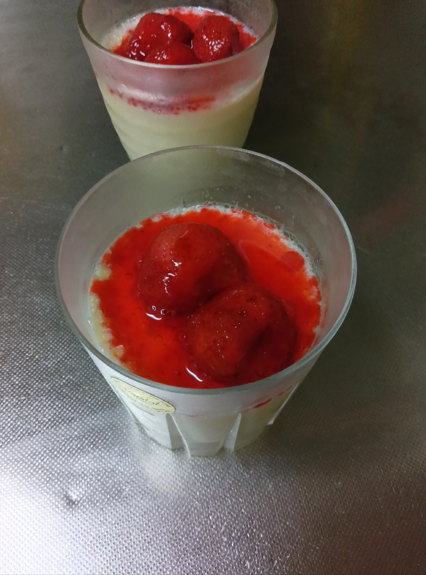 豆乳杏仁イチゴソース