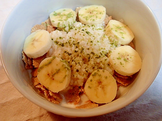 ❤甘酒＆バナナのせ　抹茶風味玄米フレーク❤