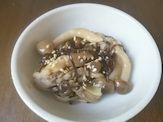 レンジで簡単作り置き♪しめじの塩昆布和え