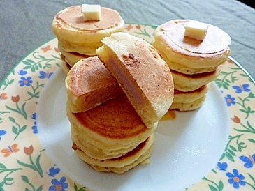 可愛い♡アメリカンドッグなプチパンケーキ