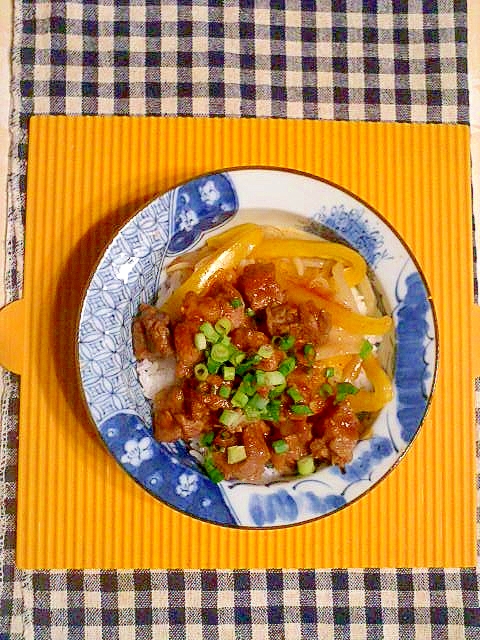 焼き肉カルビ丼♪