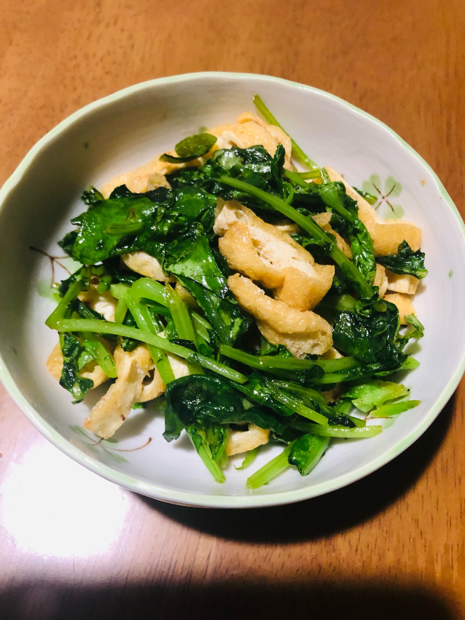 間引き大根の葉炒め物