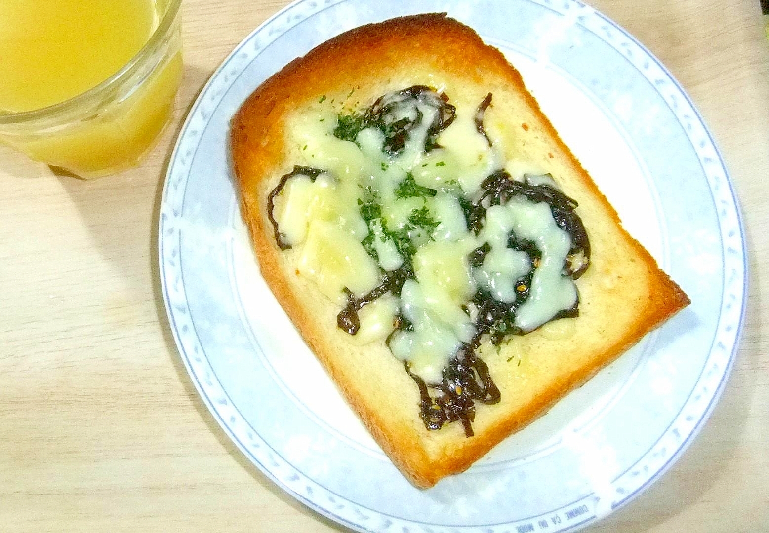 ごま昆布チーズトースト