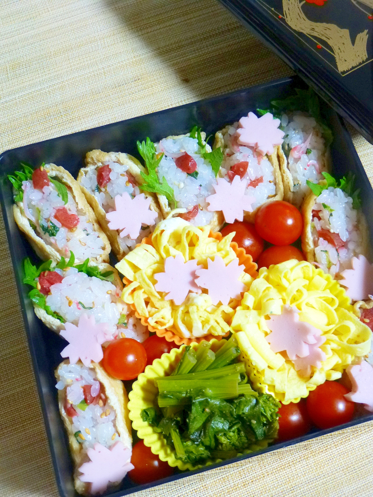 お花見に☆簡単♪いなり寿司弁当