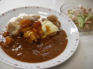 フルーティカツカレー